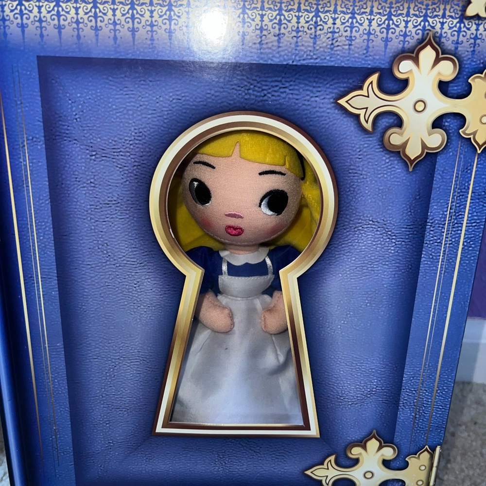 Disney’s Alice in Wonderland 70th anniversary doll